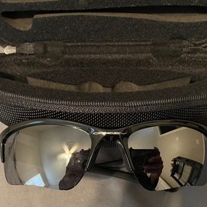 Oakley sunglasses & case